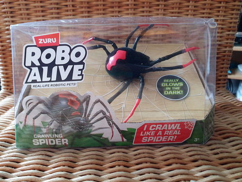 Zuru robo alive - robo, crawling