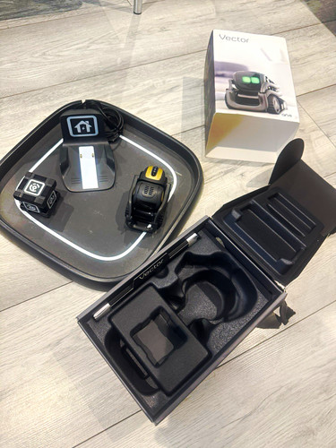 Anki vector interactive robot - interactive,